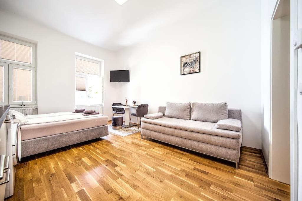 Cozy Apartment Studio เวียนนา ภายนอก รูปภาพ